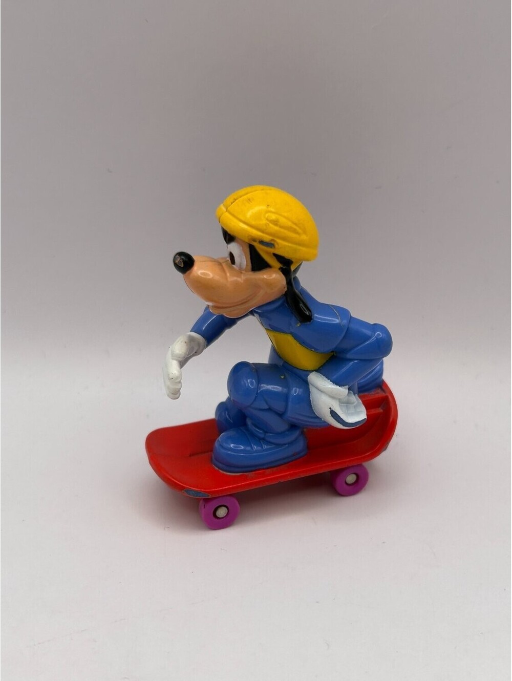 2000 McDonald's Extremely Goofy Movie Happy Meal Goofy Skateboard Toy
